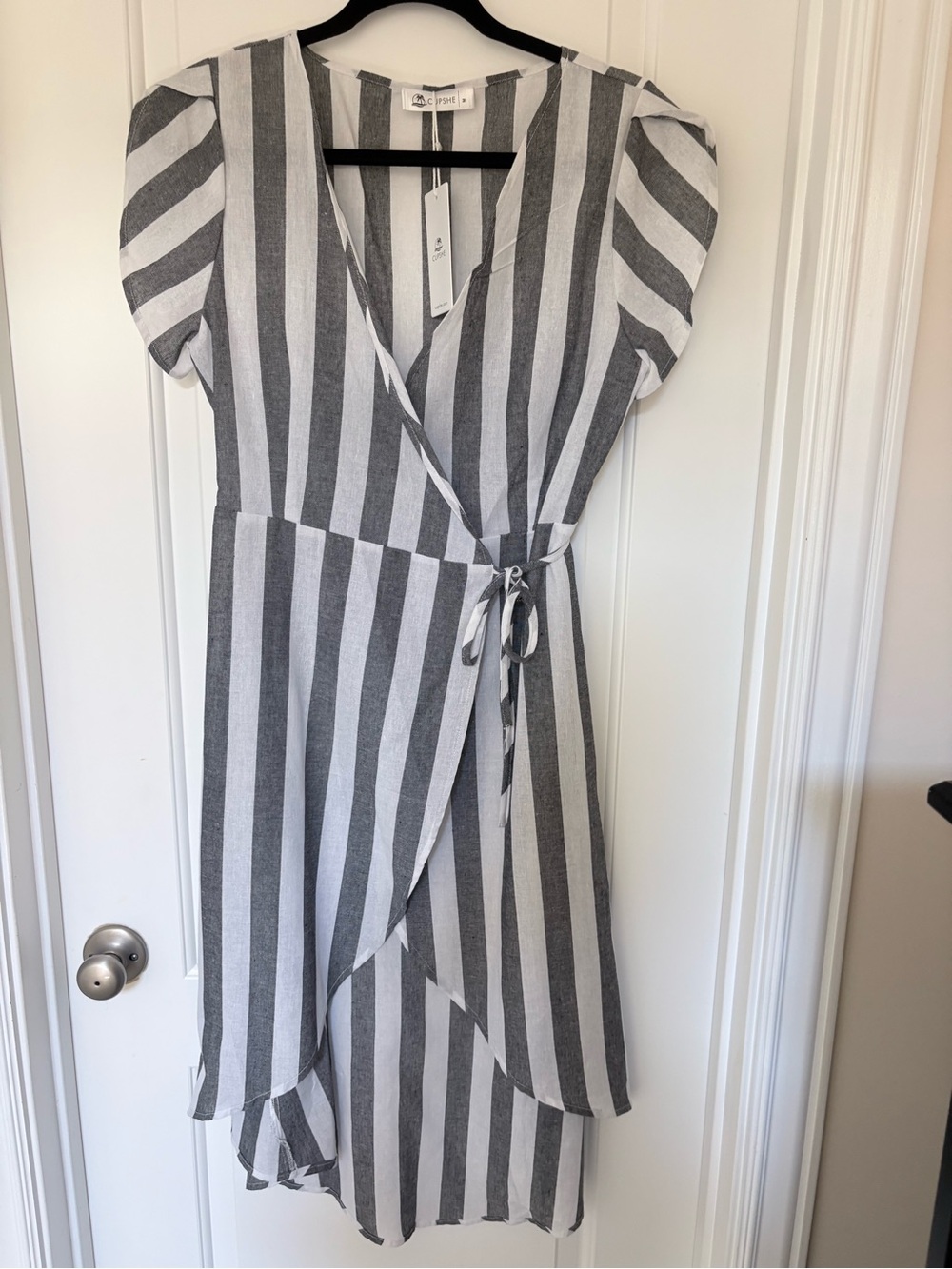 Cupshe Gray & White Striped High-Low Wrap Dress